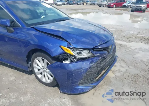 2018 Toyota Camry Le from USA, damaged, VIN 4T1B11HK6JU632525